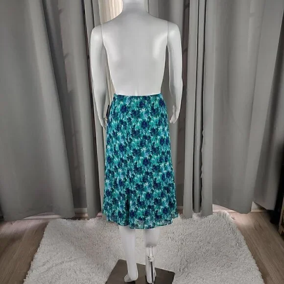 Jones Wear Women's Blue, Green Floral Side Zip Lined A-Line Skirt Size 12 (NWT) - Picture 3 of 11